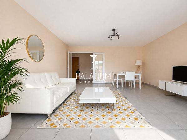Spacieux appartement traversant trois pièces