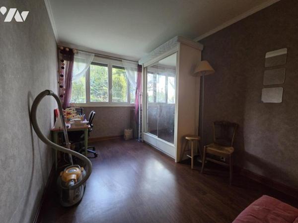 PROCHE DE LA GARE RER C D'ATHIS MONS