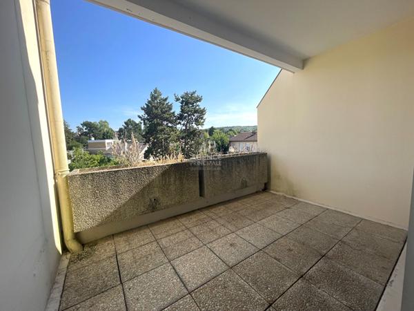 Appartement Chaville 2 pièce(s) 53.09 m2 Loyer 1 180 €/mois charges comprises **  - Référence  729-C