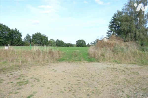 A vendre à Ambrières les vallées(53), deux parcelles constructibles