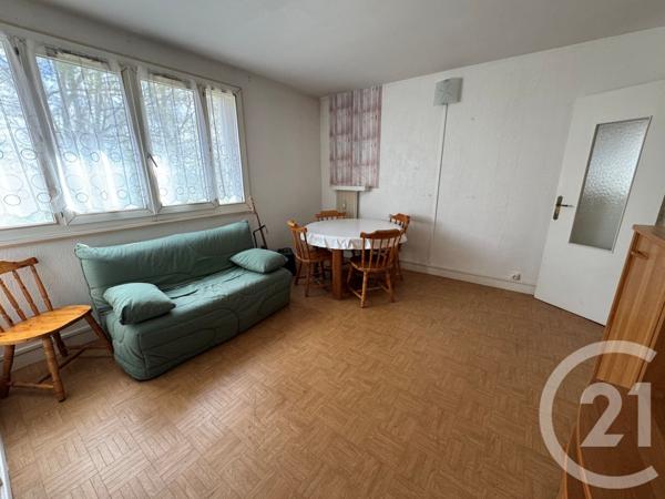 Appartement F4 à vendre  4 pièces - 59,65 m2 ST GERMAIN LES ARPAJON - 91