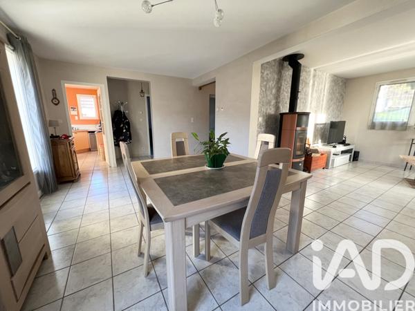 Maison à vendre 4 pièces 121 m² Vic-sur-Cère