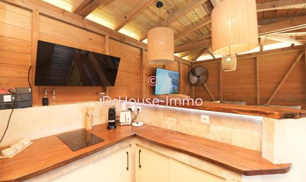 Immeuble à vendre 10 pièces de 180 m²