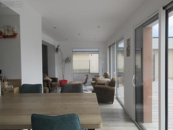 Maison à vendre à Locminé dans le Morbihan (56500), ref : 56077-913