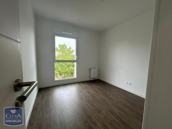 Appartement à louer 4 pièces 83.66m² Quetigny (21800)