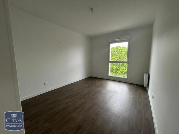 Appartement à louer 4 pièces 83.66m² Quetigny (21800)
