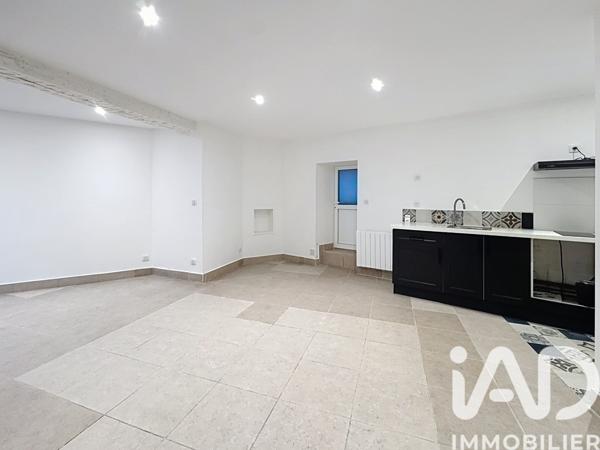 Location appartement 1 pièce 31 m² Saint-Michel-sur-Orge