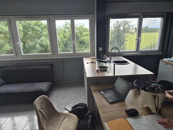 Appartement
         4 pièces
        - 80 m² 195 000 € *