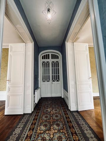 HYPER-CENTRE DE CHÂTELLERAULT – 170 m² – JARDIN – GARAGE – DÉPENDANCE