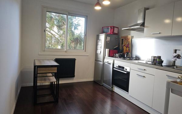 Appartement à vendre    2 pièces • 50,64 m2 Saint-Étienne