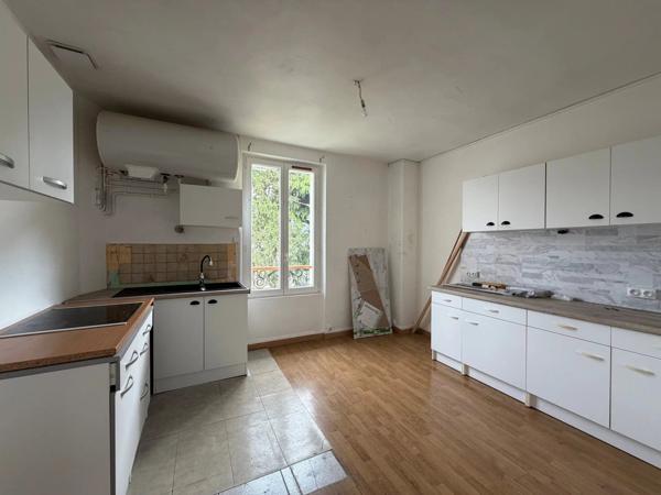 Vente Maison 3 pièces 74 m2 à Fontenay-Trésigny