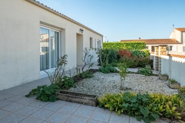 Maison à vendre 4 pièces LA JARRIE (17)