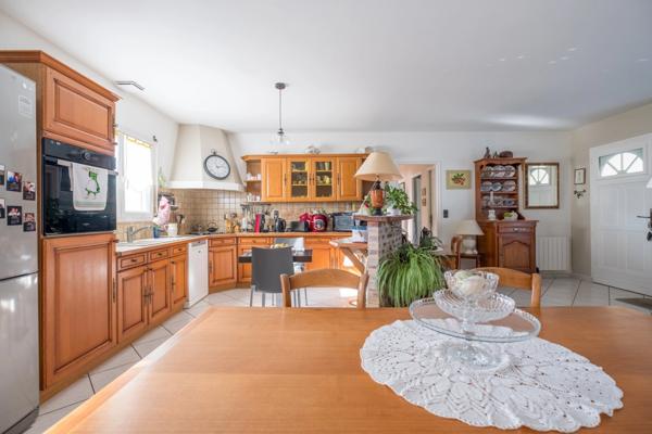 Maison à vendre 4 pièces LA JARRIE (17)