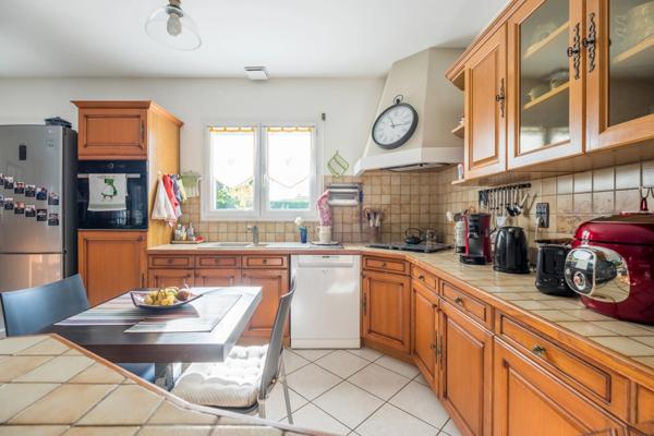 Maison à vendre 4 pièces LA JARRIE (17)