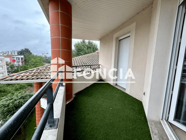 Location Appartement 2 pièces 47.5 m² - 129 AVENUE LEON BLUM Agen 47000