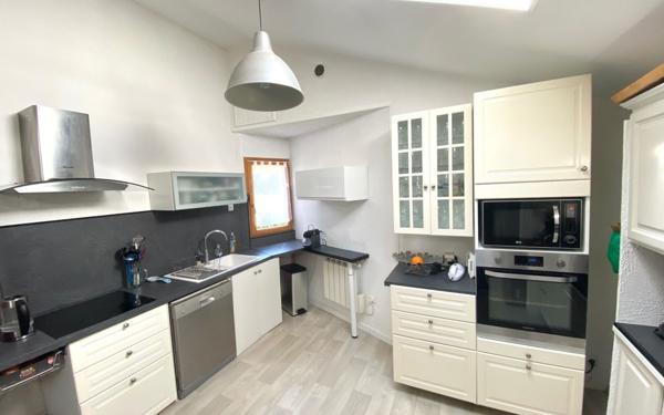 Maison à vendre    4 pièces •  Mézières-sur-Seine