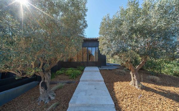 Maison à vendre    6 pièces •  Biscarrosse