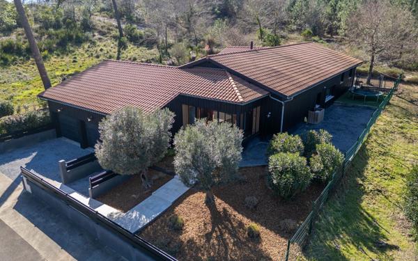 Maison à vendre    6 pièces •  Biscarrosse