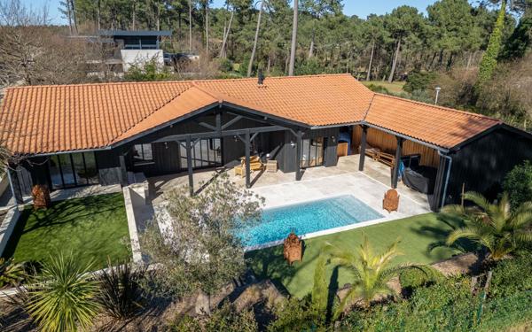 Maison à vendre    6 pièces •  Biscarrosse