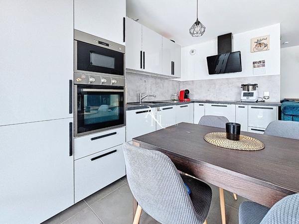 Appartement à ROSNY SOUS BOIS (93110)