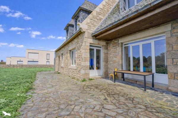 Maison à vendre |                                       Lannilis |                                        8 pièces  |  186 m²