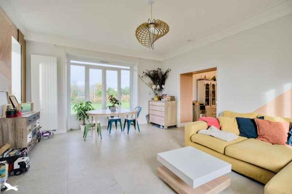 Maison à vendre |                                       Lannilis |                                        8 pièces  |  186 m²