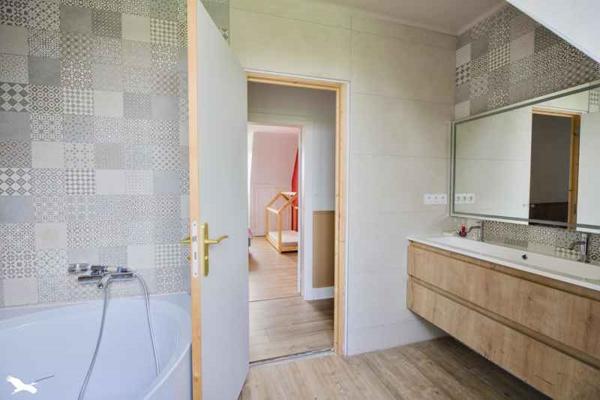 Maison à vendre |                                       Lannilis |                                        8 pièces  |  186 m²