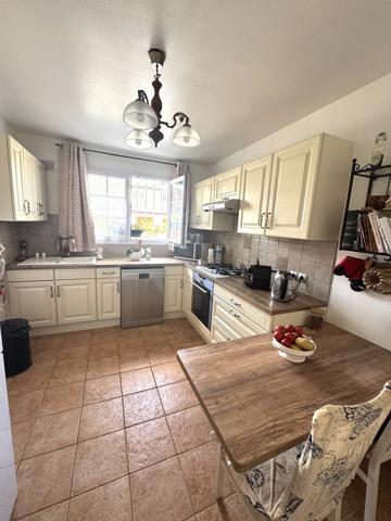 Maison 94 m2 295 000 €