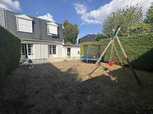 Maison 94 m2 295 000 €