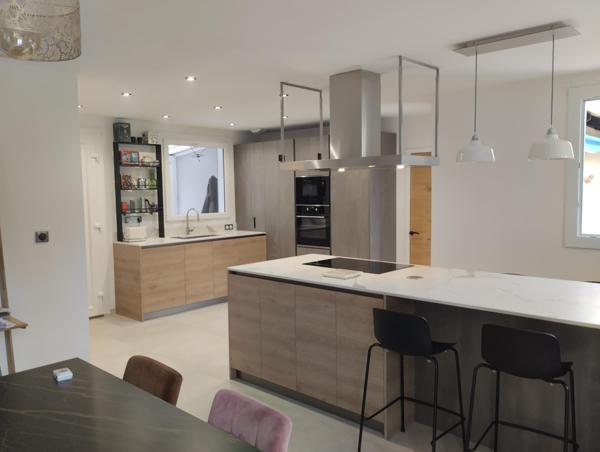 Maison de plein pied, village des olives