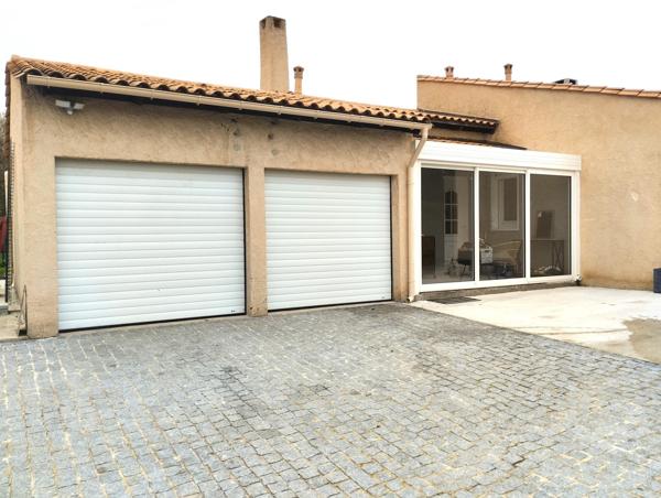 Maison de plein pied, village des olives