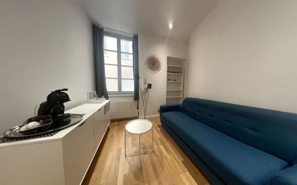 Appartement à louer    2 pièces • 30,33 m2 Lyon 1