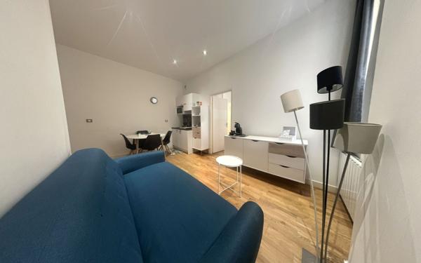 Appartement à louer    2 pièces • 30,33 m2 Lyon 1