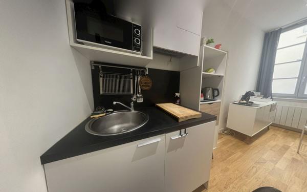 Appartement à louer    2 pièces • 30,33 m2 Lyon 1