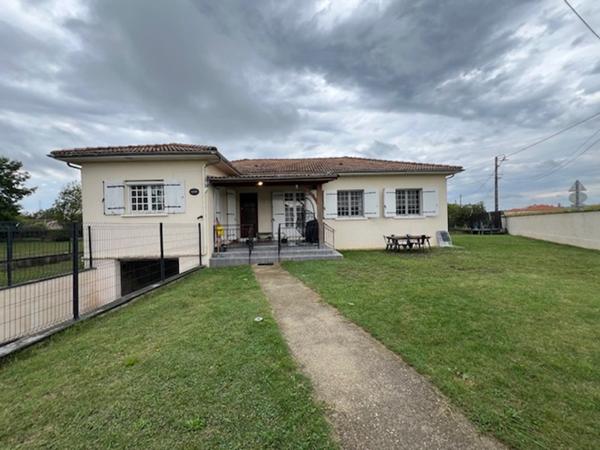Maison 5 pièces avec sous-sol et jardin Aiguillon