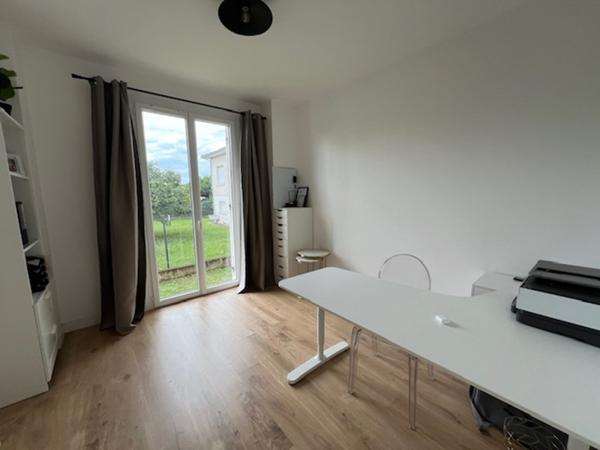 Maison 5 pièces avec sous-sol et jardin Aiguillon