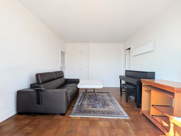 Magnifique appartement en dernier étage avec balcon - Asnières , Asnieres sur seine Magnifique appartement en dernier étage avec balcon - Asnières , Asnieres sur seine
