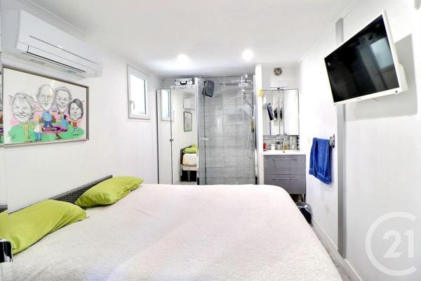 Appartement T3 à vendre  3 pièces - 60 m2 ST RAPHAEL - 83