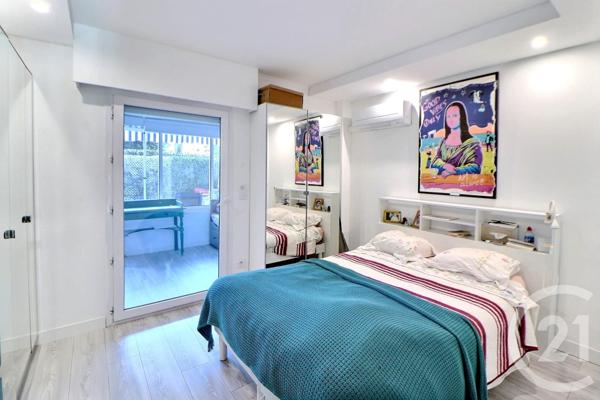 Appartement T3 à vendre  3 pièces - 60 m2 ST RAPHAEL - 83