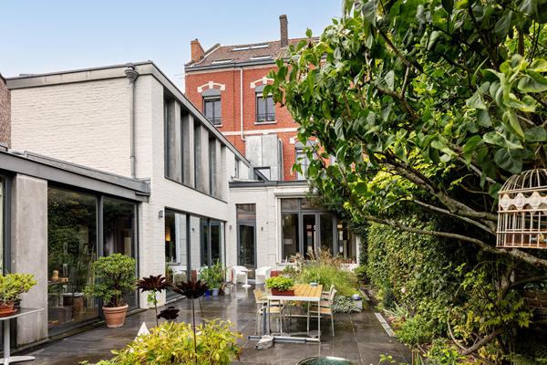 Maison de maître avec jardin intimiste et appartements indépendants