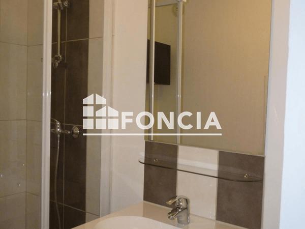 Location Studio 27.92 m² - 66 RUE DU PRIEURE-SAINT-THOMAS Epernon 28230