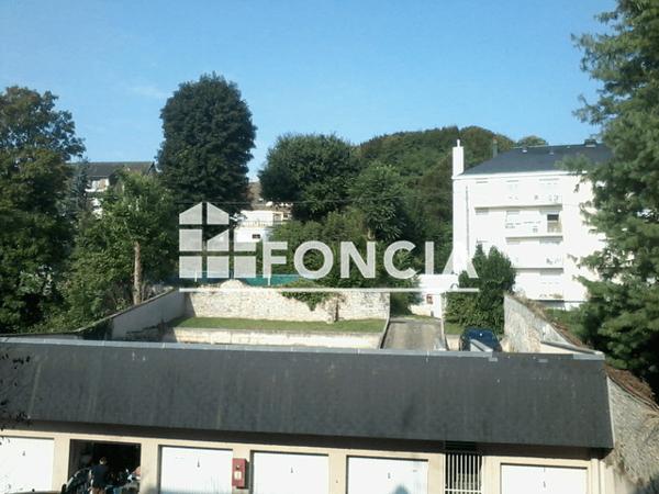 Location Studio 27.92 m² - 66 RUE DU PRIEURE-SAINT-THOMAS Epernon 28230