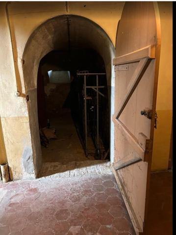 Élégante maison bourgeoise en meulière avec jardin