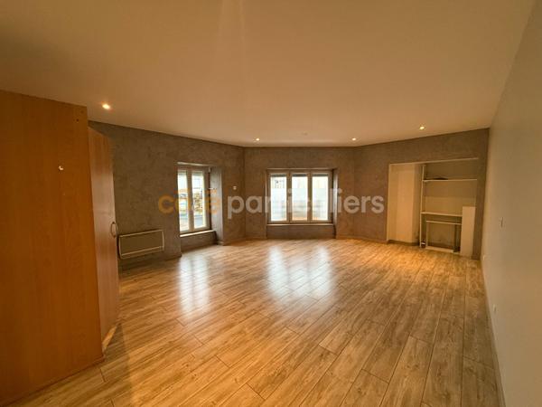 Vente Local commercial700 m² - LE MAY SUR EVRE (49122)