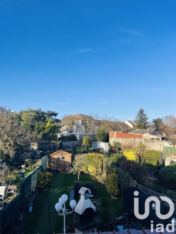 Maison 3 pièces de 74 m² à Châtillon (92320)