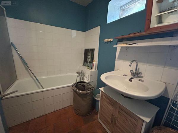 Maison à vendre à Conlie dans la Sarthe (72240), ref : SL-72021-475