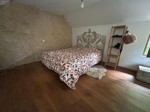 Maison à vendre à Conlie dans la Sarthe (72240), ref : SL-72021-475