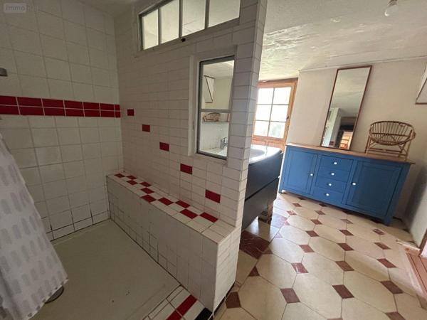 Maison à vendre à Conlie dans la Sarthe (72240), ref : SL-72021-475