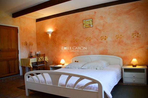 A vendre - Domaine authentique - En Provence - Le luxe authentique d'une Provence Intemporelle