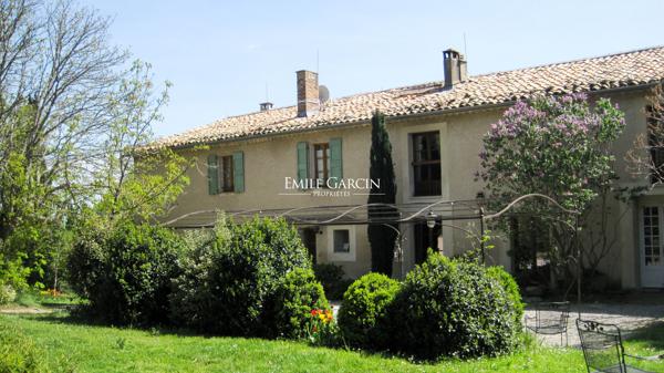 A vendre - Domaine authentique - En Provence - Le luxe authentique d'une Provence Intemporelle